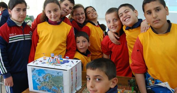 ELT students donate their projects and 3D materials to public schools